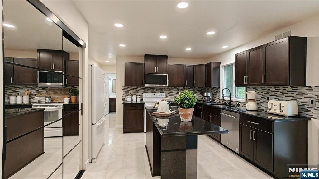281 Kinnelon - Photo 15
