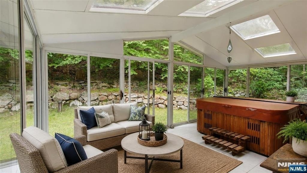 281 Kinnelon - Photo 10