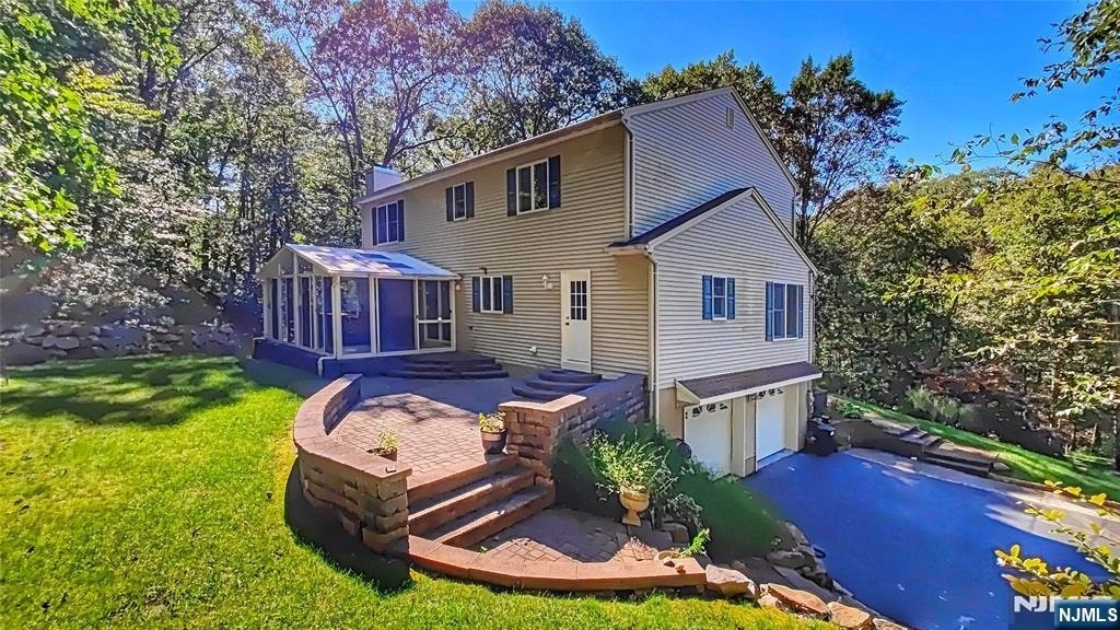 281 Kinnelon - Photo 4
