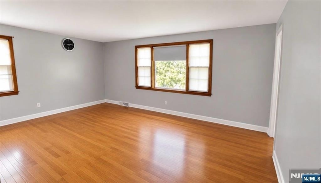 212 E Clinton - Photo 1