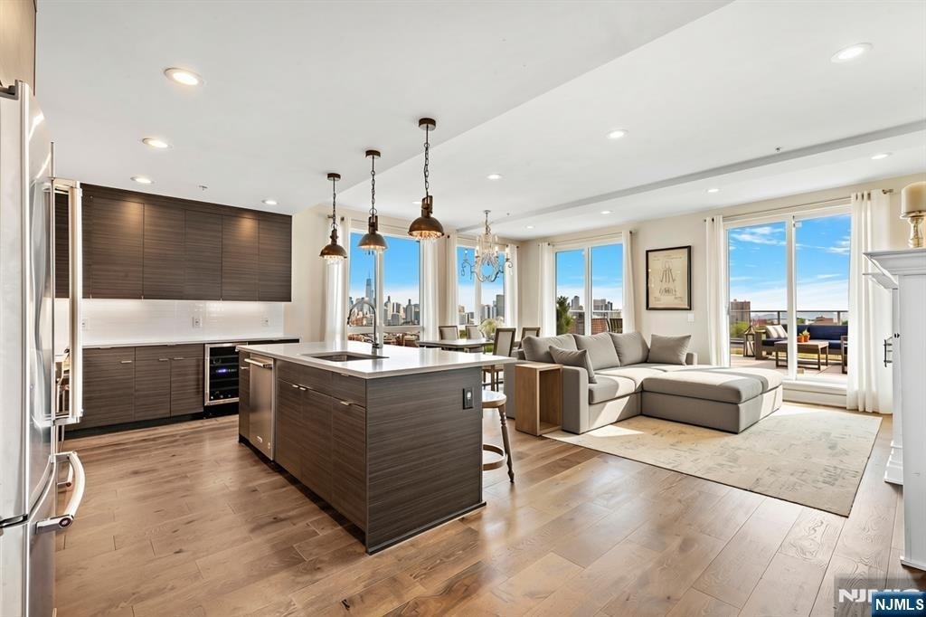 502 Palisade - Photo 1