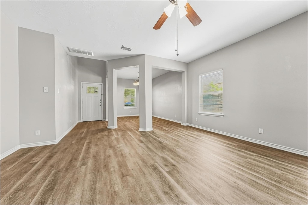 10719 Woodwind Shadows Drive - Photo 4