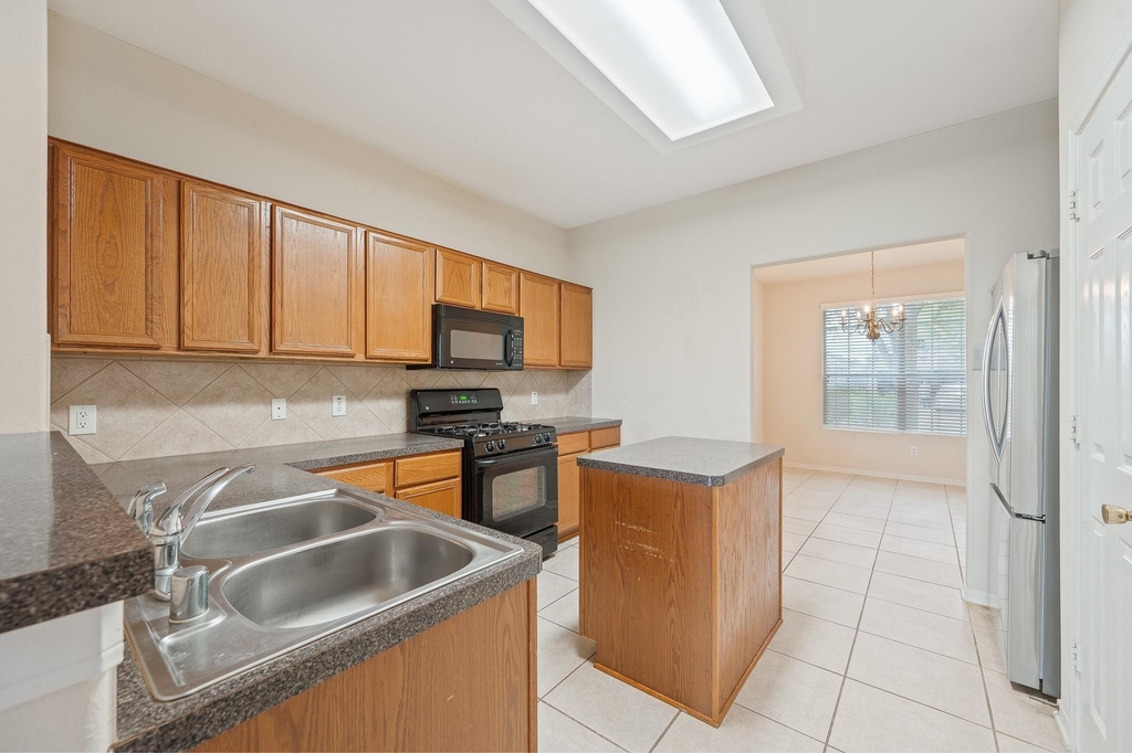 2923 Ridge Scene Way - Photo 7