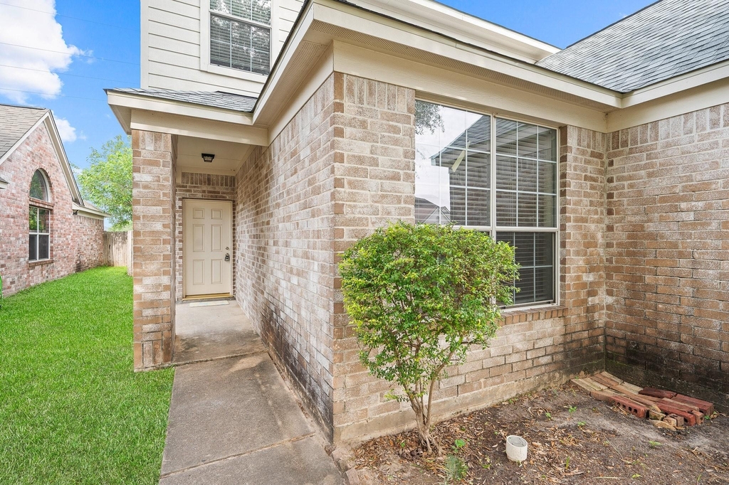 2923 Ridge Scene Way - Photo 3