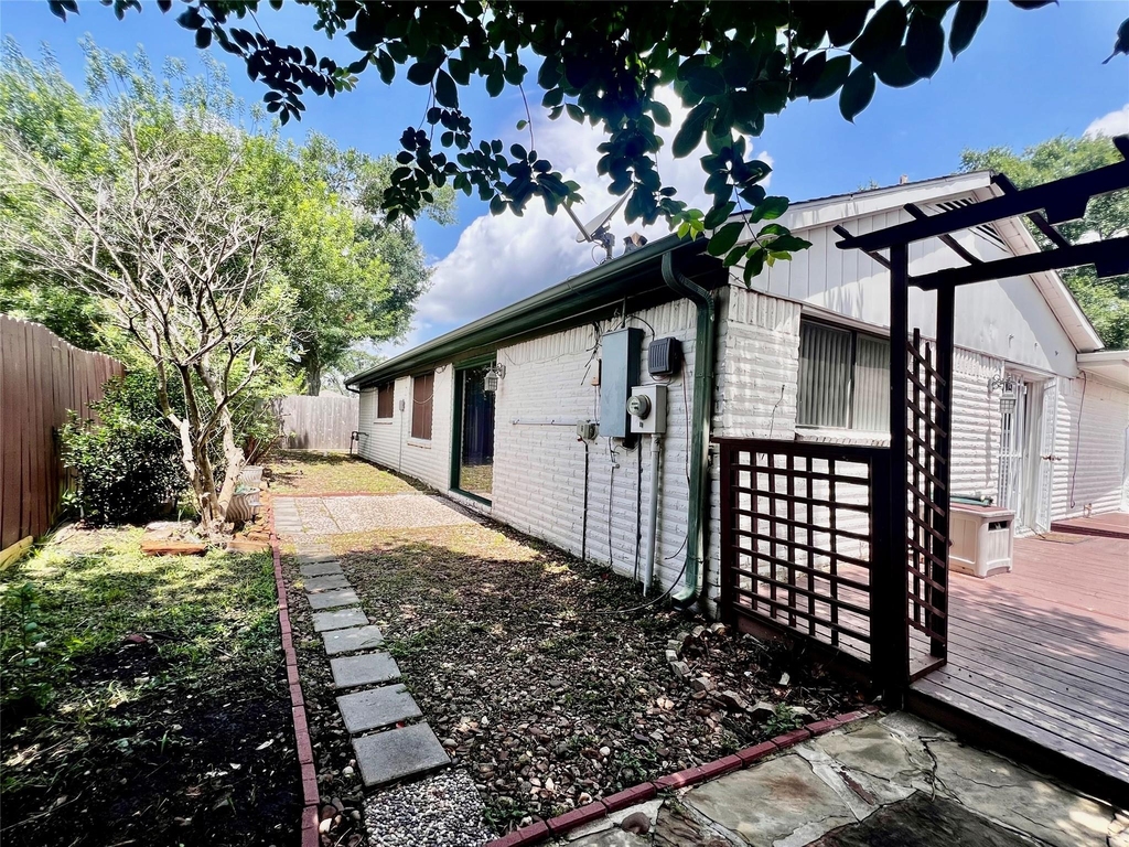 13819 Wickersham Lane - Photo 17