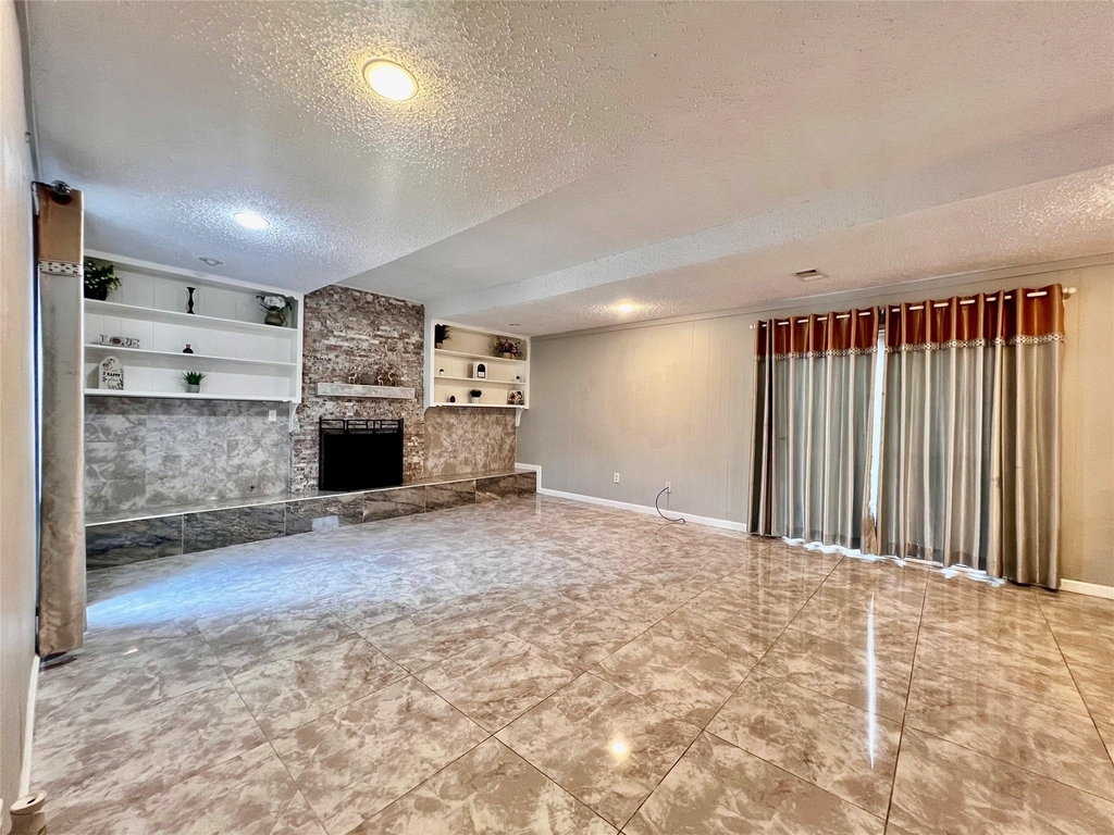 13819 Wickersham Lane - Photo 6
