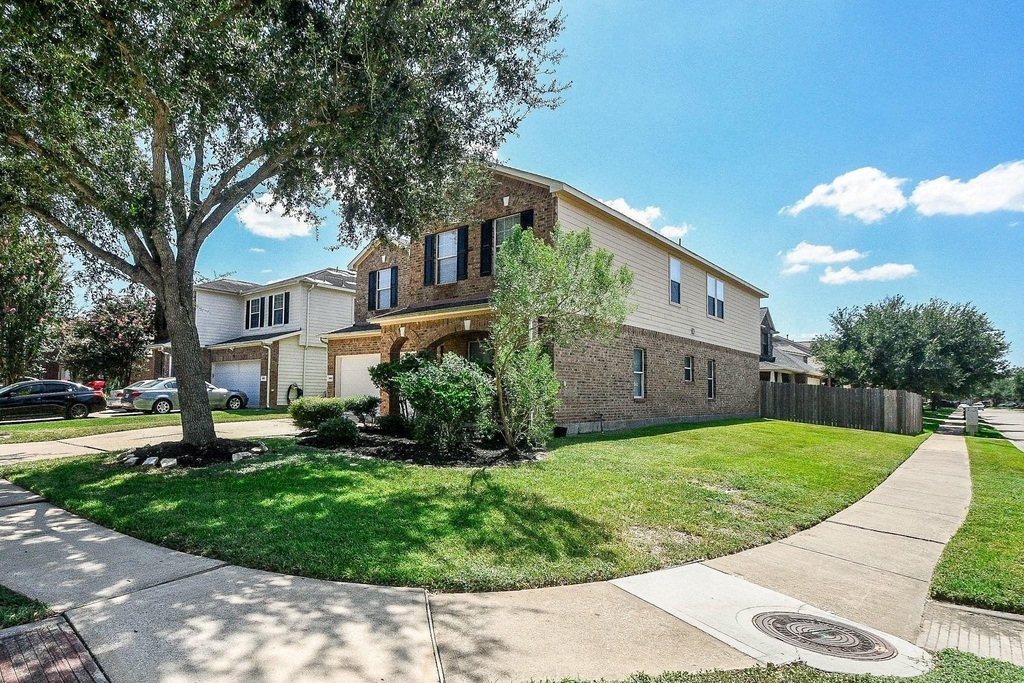 402 New Hope Lane - Photo 2