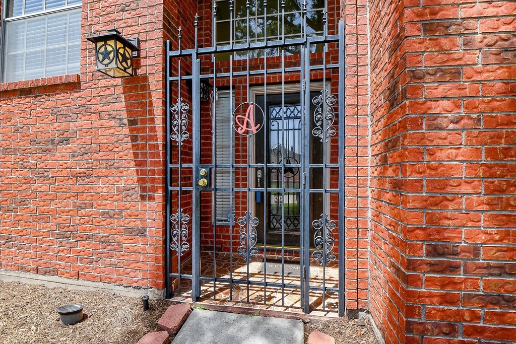 11707 Turtle Lake Drive - Photo 2