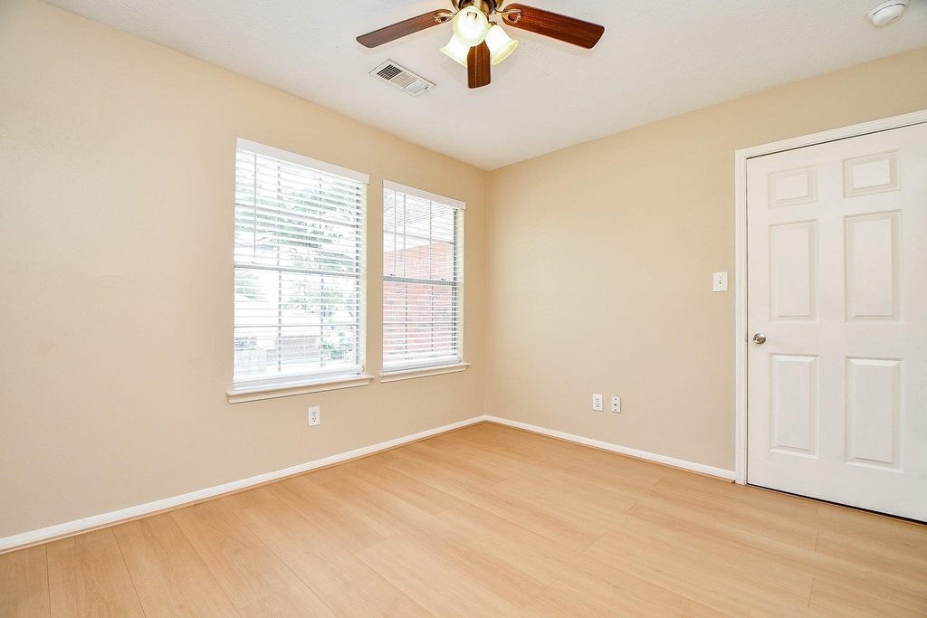 11707 Turtle Lake Drive - Photo 16