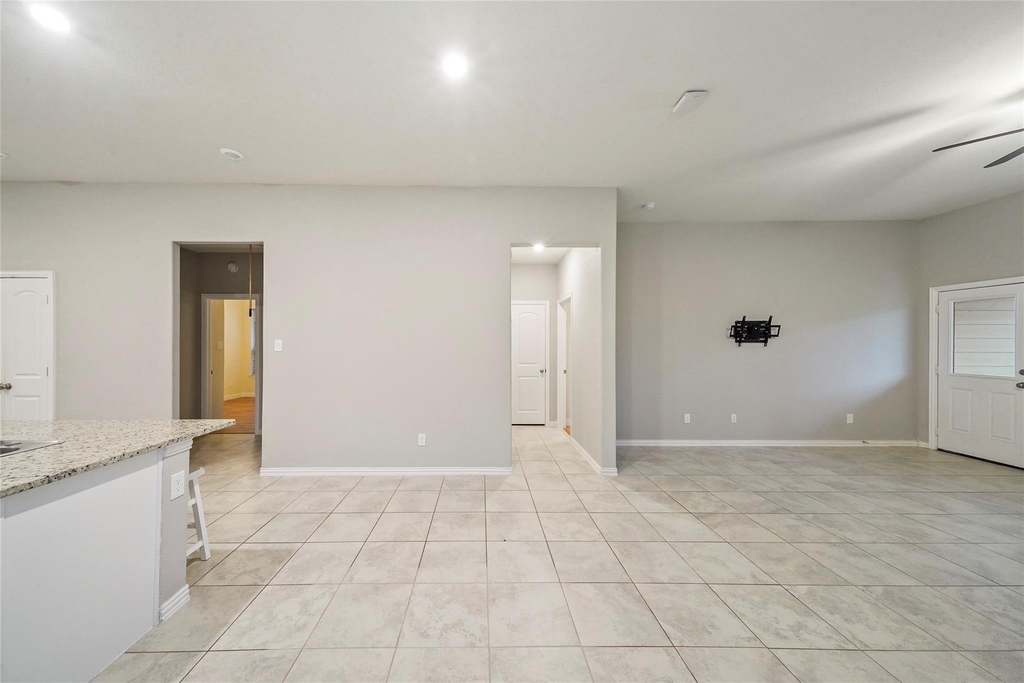 27910 Augusta View Drive - Photo 12