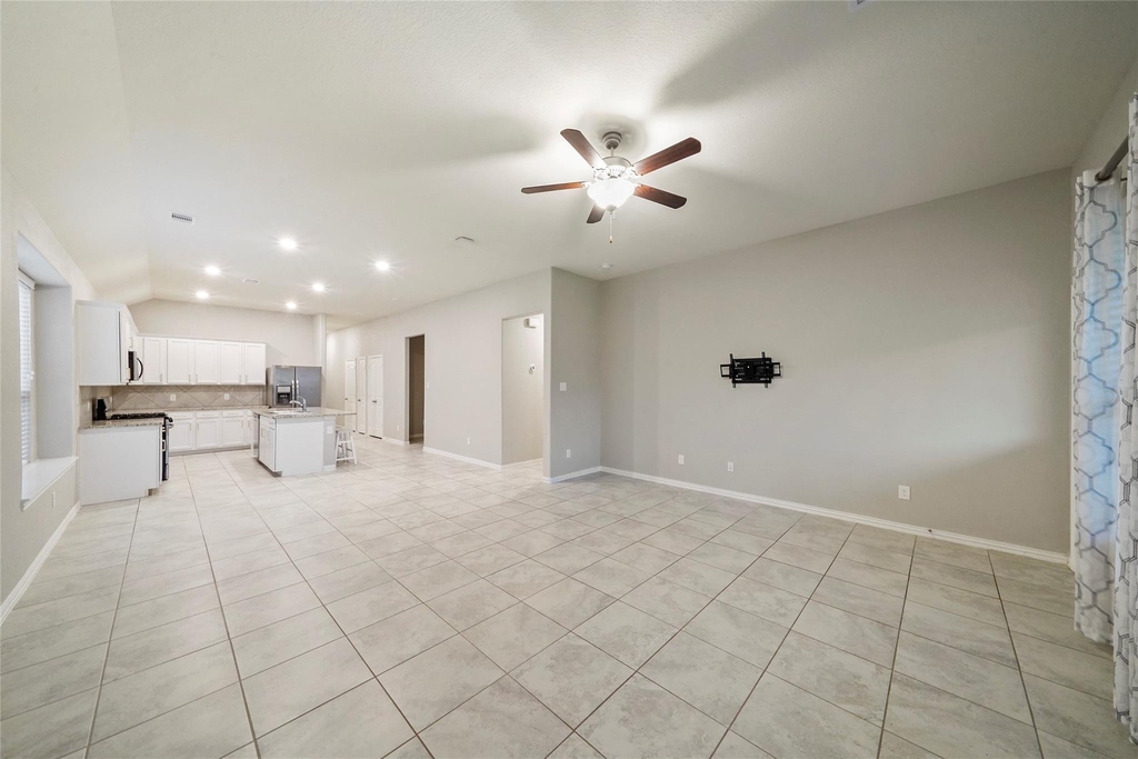 27910 Augusta View Drive - Photo 19