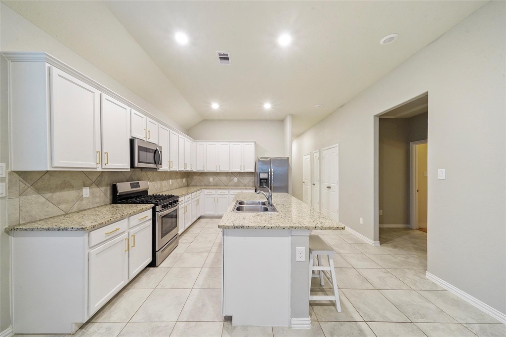 27910 Augusta View Drive - Photo 10