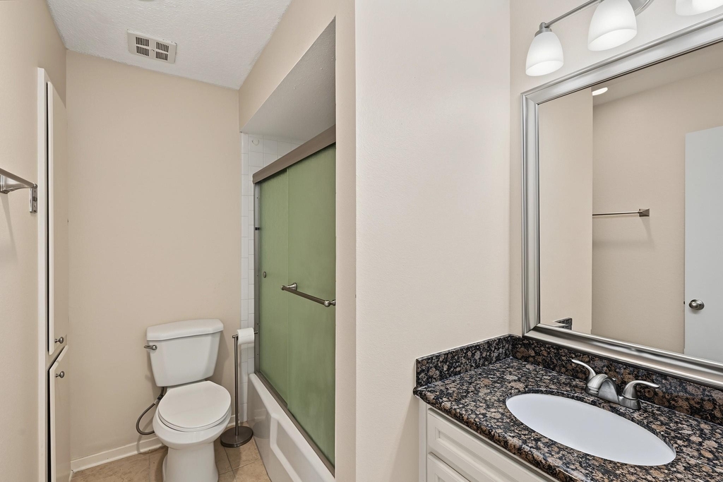 3721 Wakeforest - Photo 21