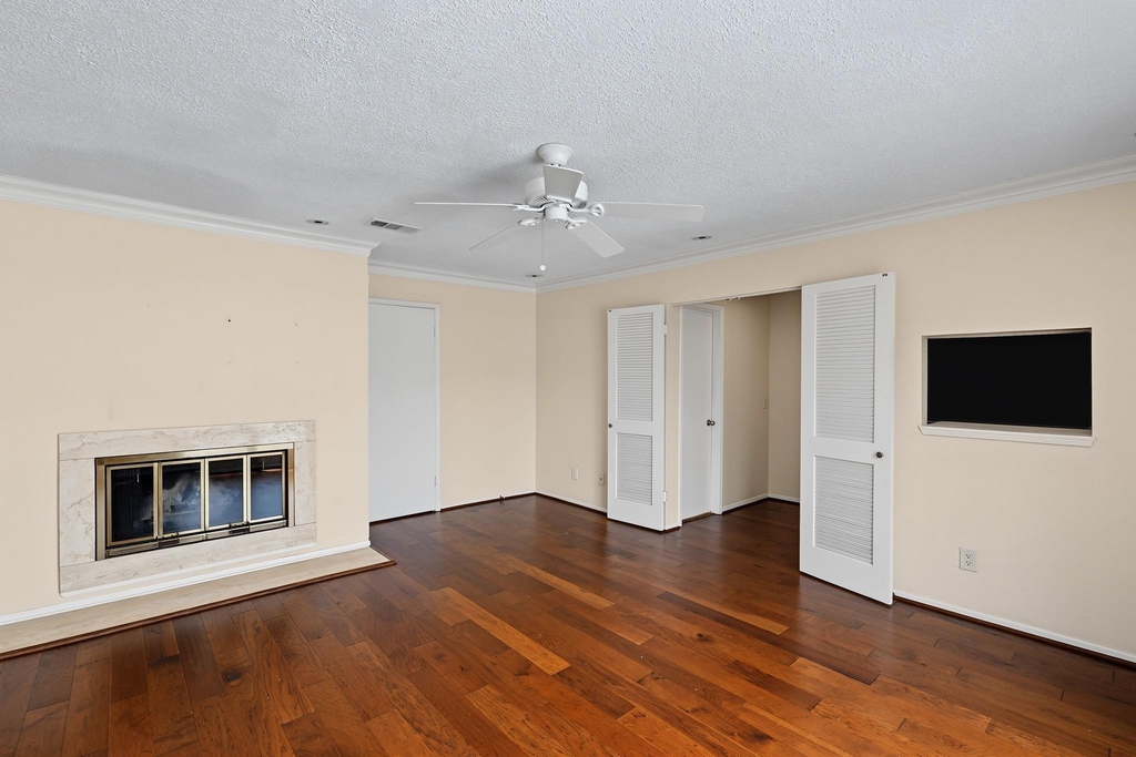 3721 Wakeforest - Photo 10