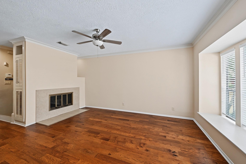 3721 Wakeforest - Photo 9