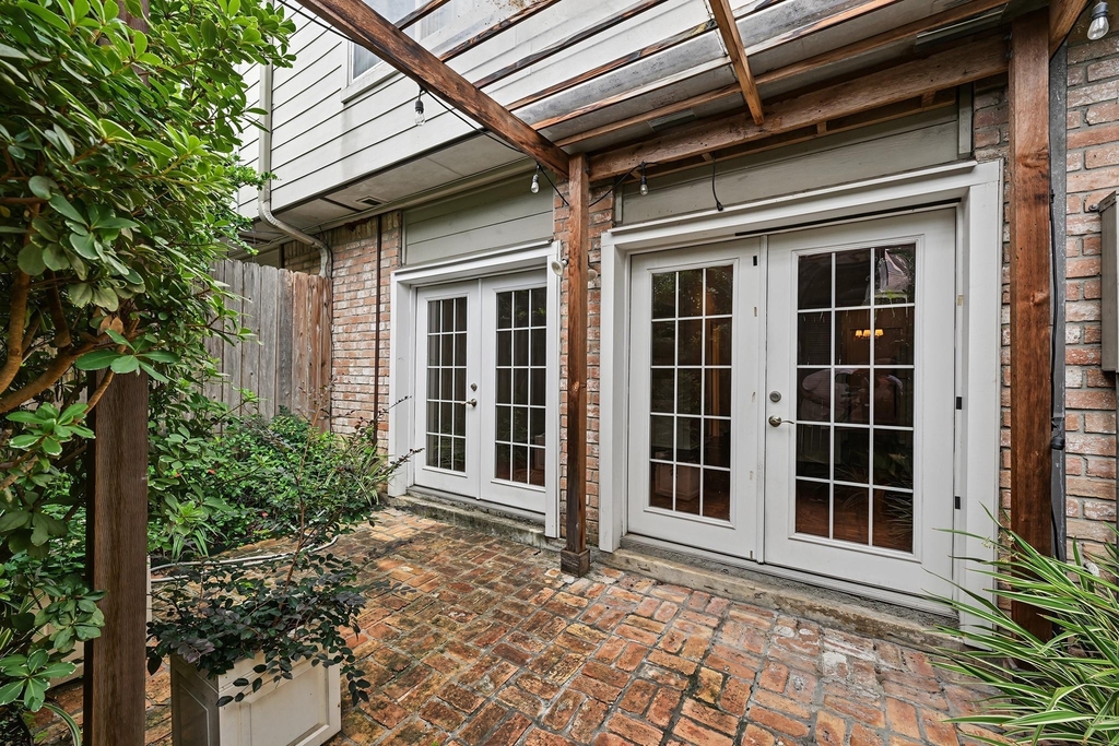 3721 Wakeforest - Photo 5
