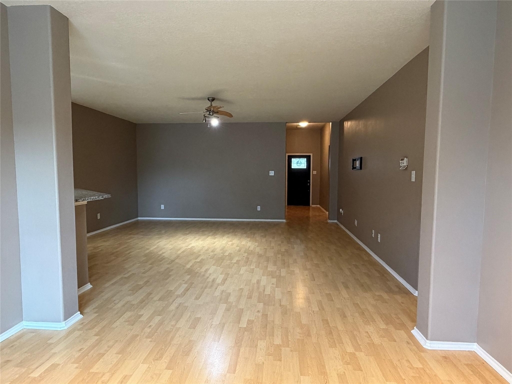 9510 Barr Spring Drive - Photo 10