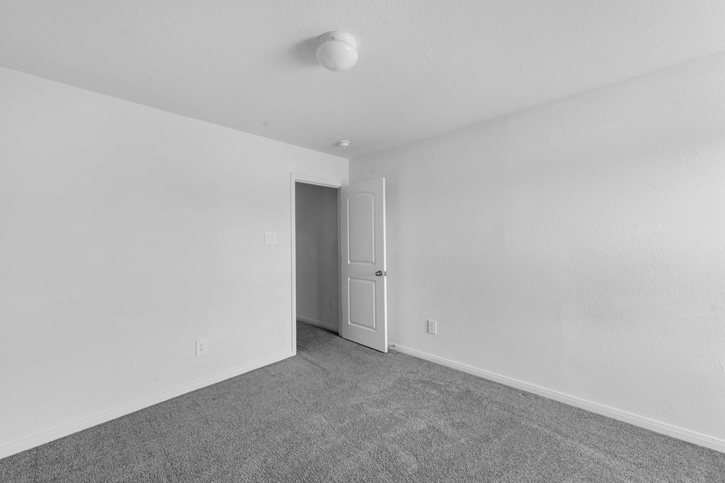 12998 Sorrento Bay Drive - Photo 3