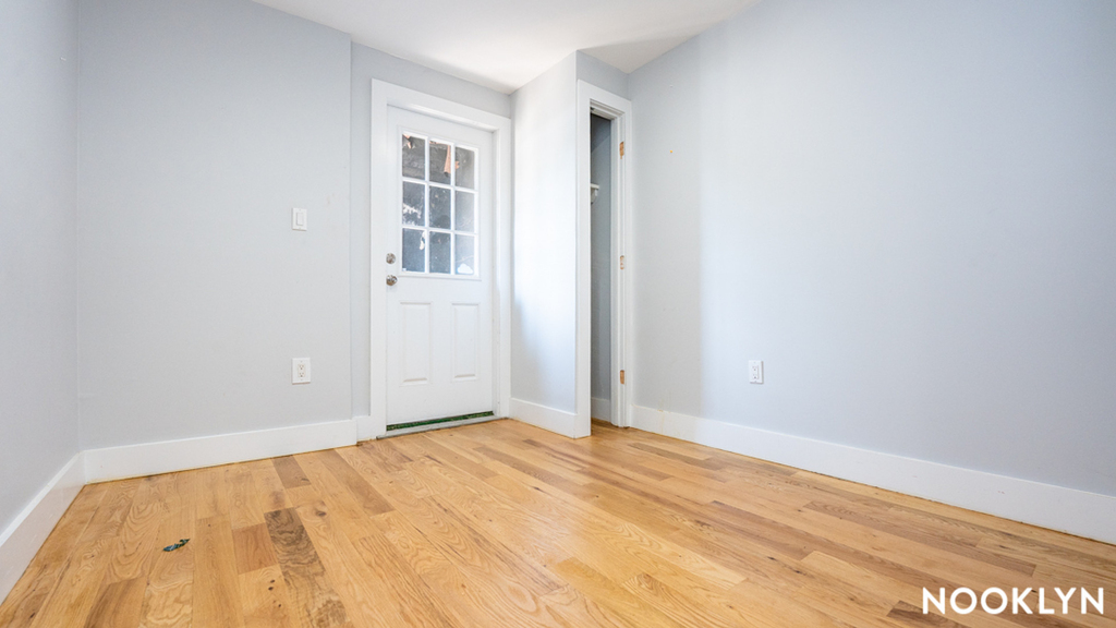 375 Vernon Ave - Photo 12