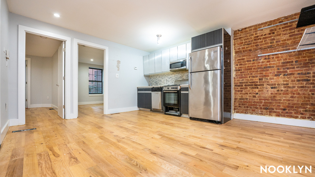 375 Vernon Ave - Photo 0