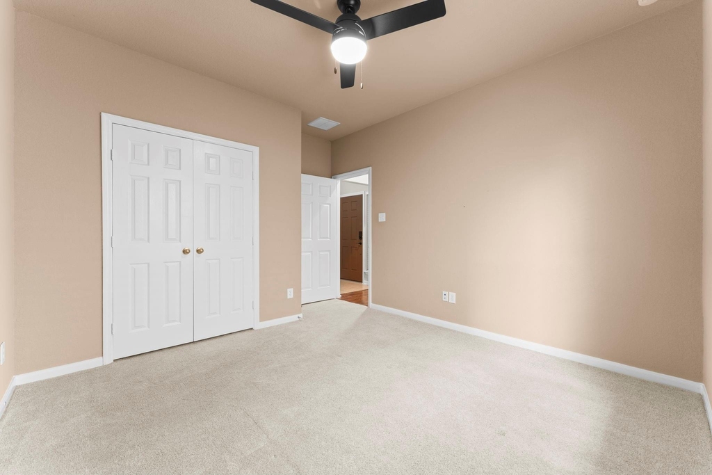 21127 Gladys Yoakum Drive - Photo 10