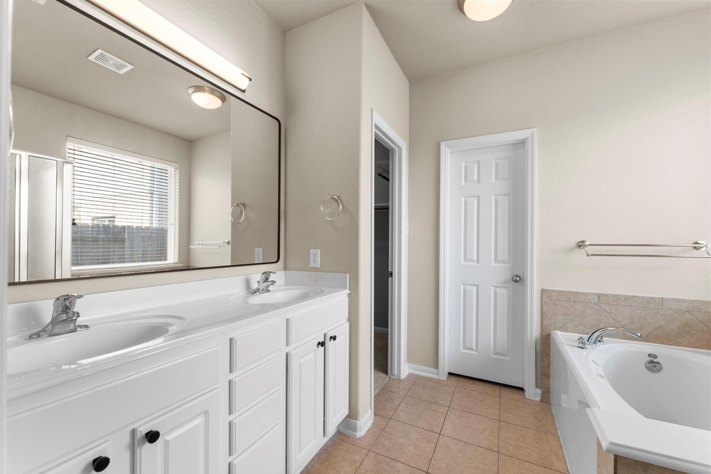 21127 Gladys Yoakum Drive - Photo 24