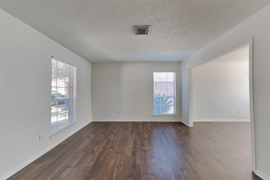 19727 Glenfinch Lane - Photo 1