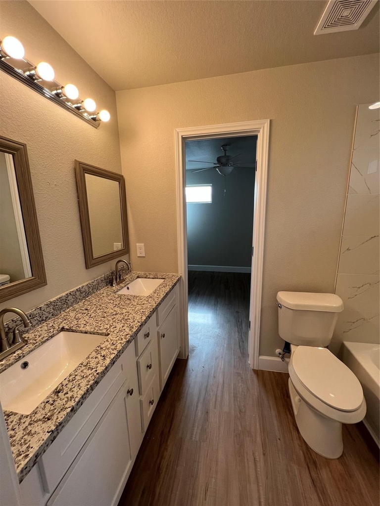 9720 Pelsey Street - Photo 8