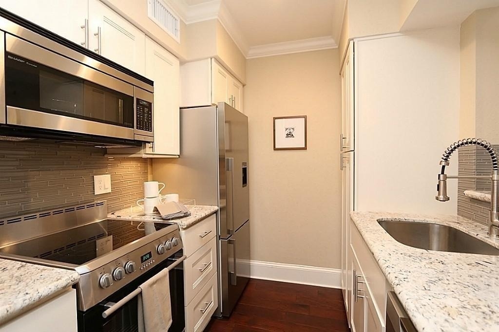 3402 Garrott Street - Photo 7