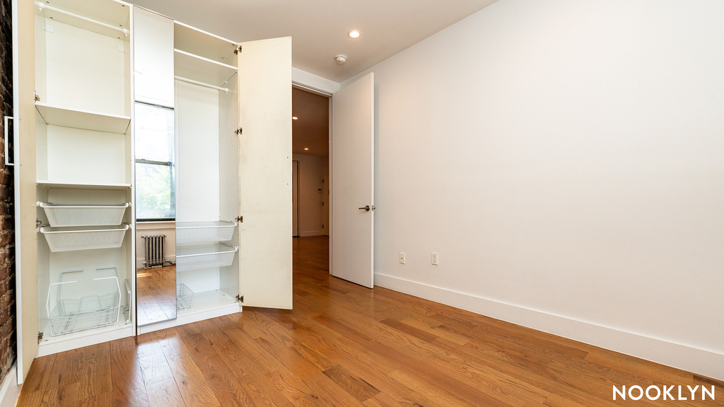 115 Carlton Ave - Photo 9