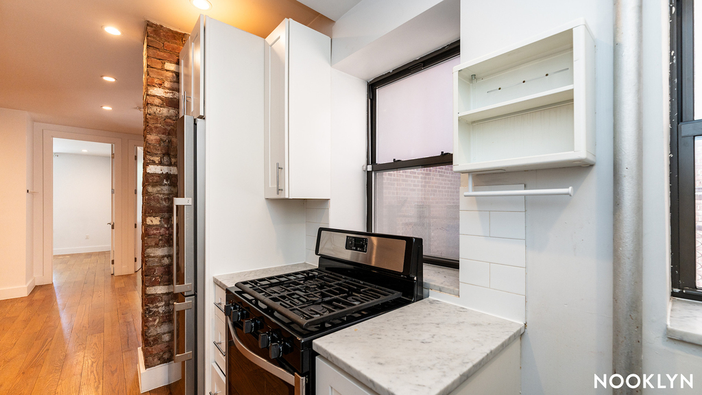115 Carlton Ave - Photo 8