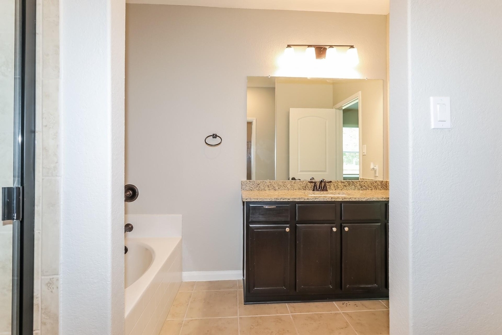 8981 Oval Glass Street - Photo 12