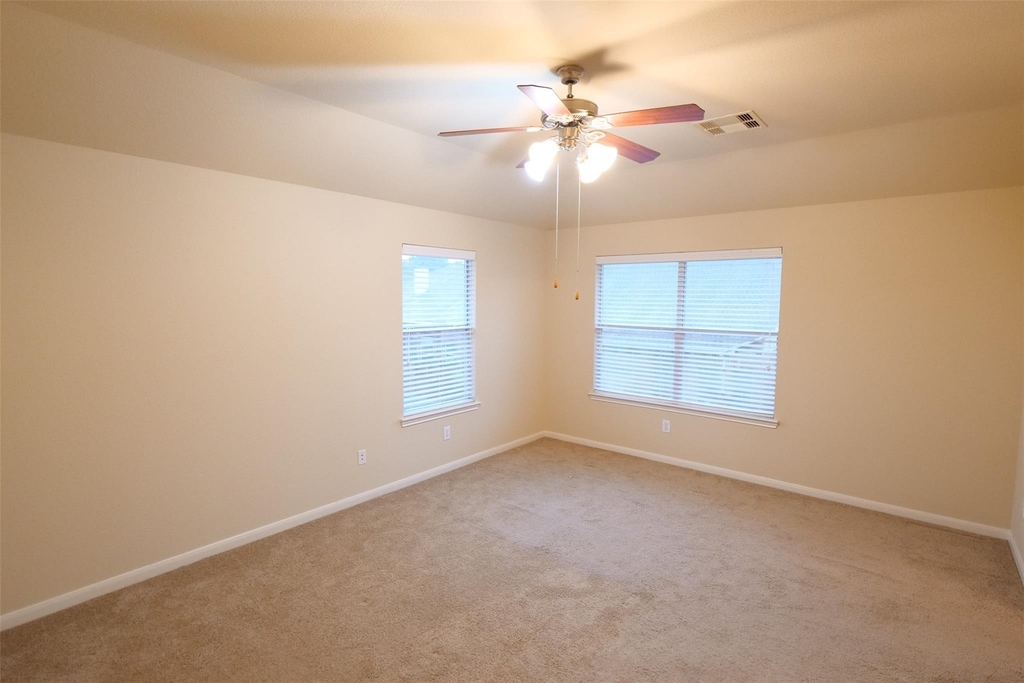 26427 Longview Creek - Photo 15