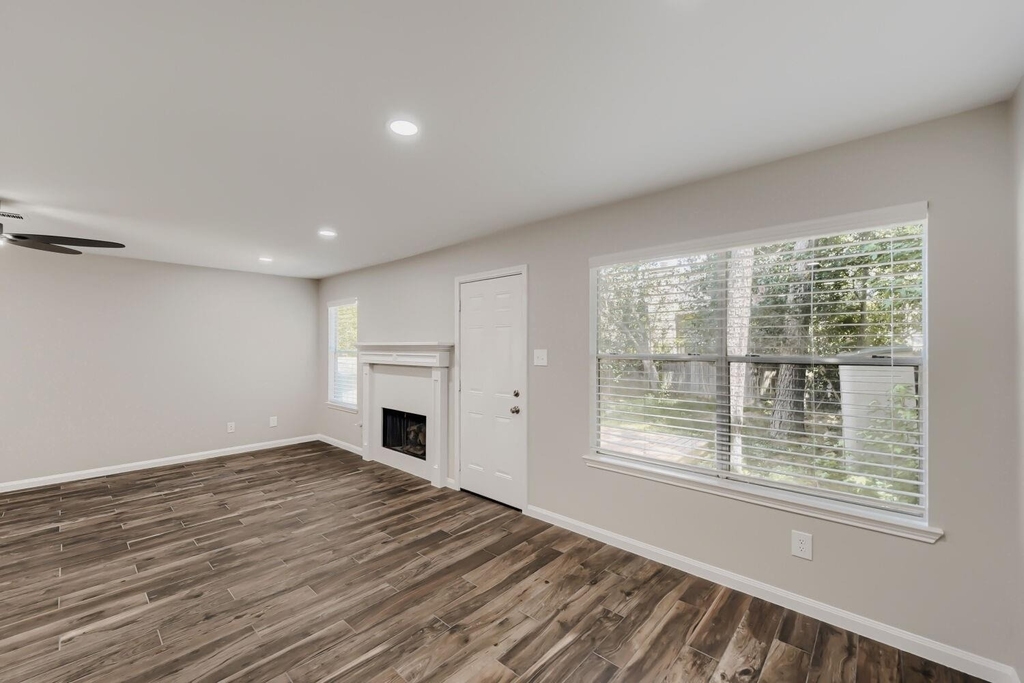 11 Wineberry Place - Photo 4