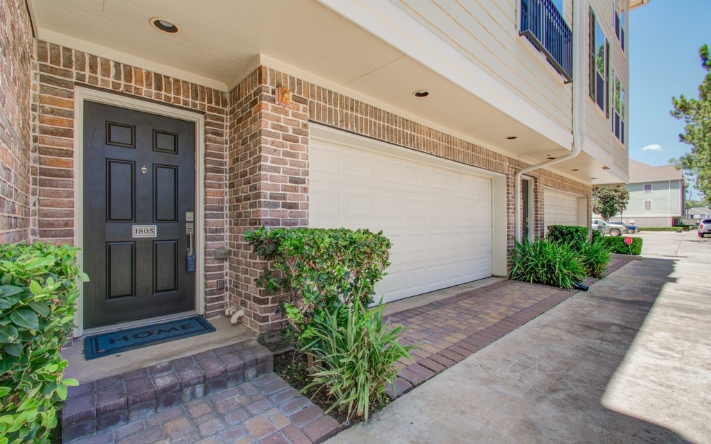 3001 Murworth Drive - Photo 2