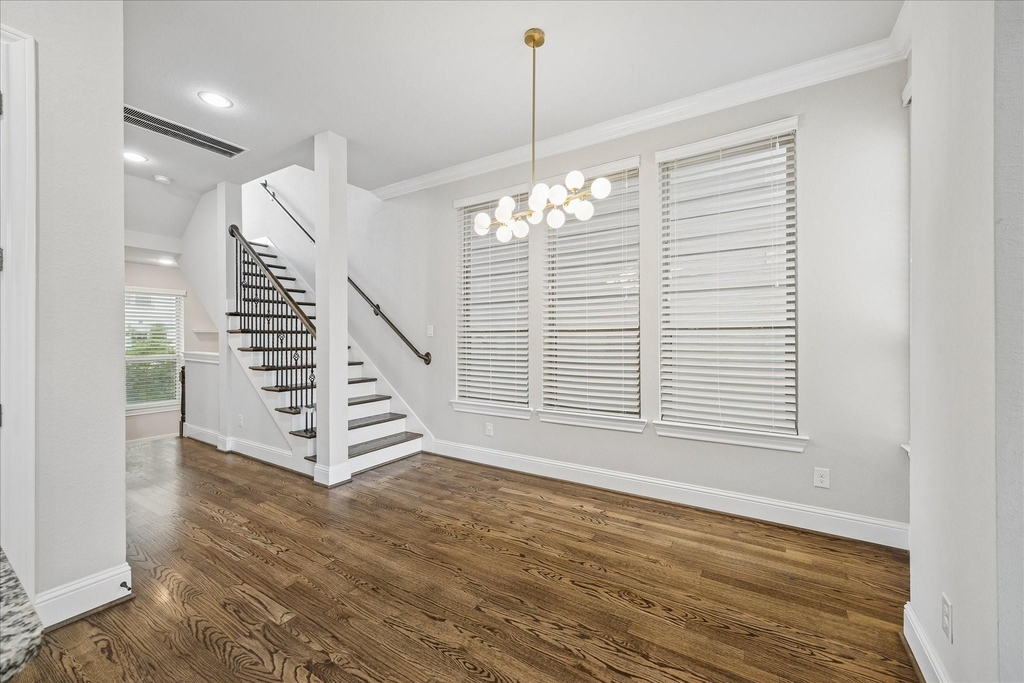 1704 Oak Leaf Pass Drive - Photo 11