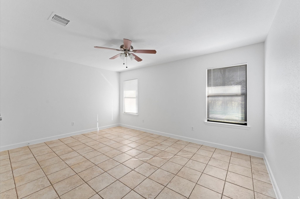5326 Newkirk Lane - Photo 3