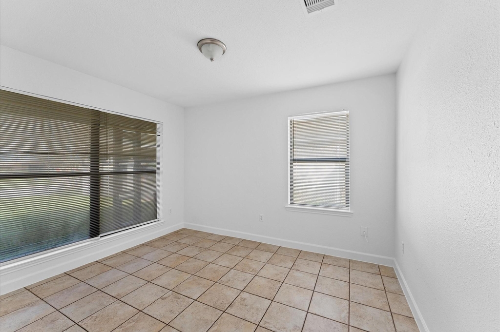 5326 Newkirk Lane - Photo 11
