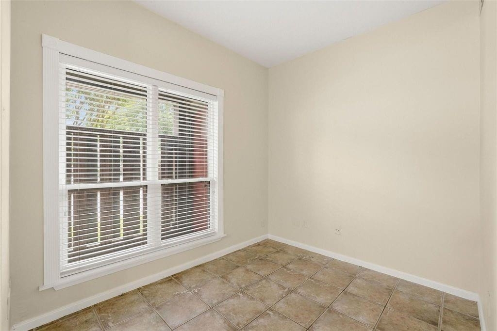 2025 Augusta Drive - Photo 20