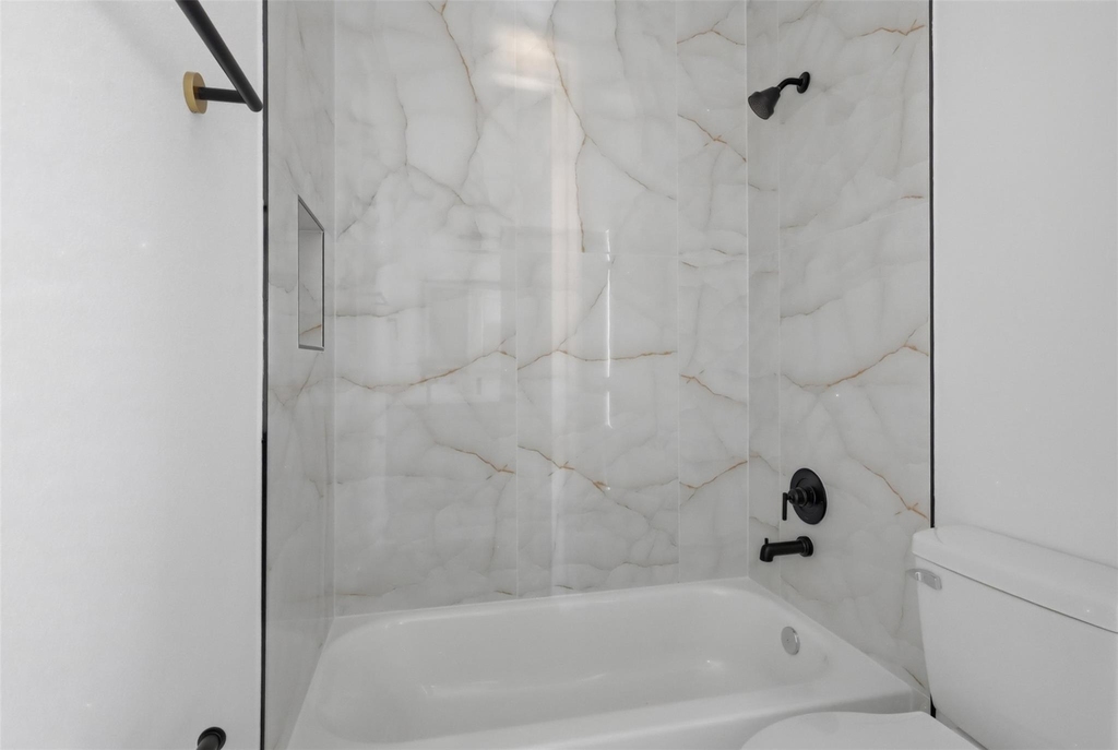 4606 Mallow Street - Photo 16
