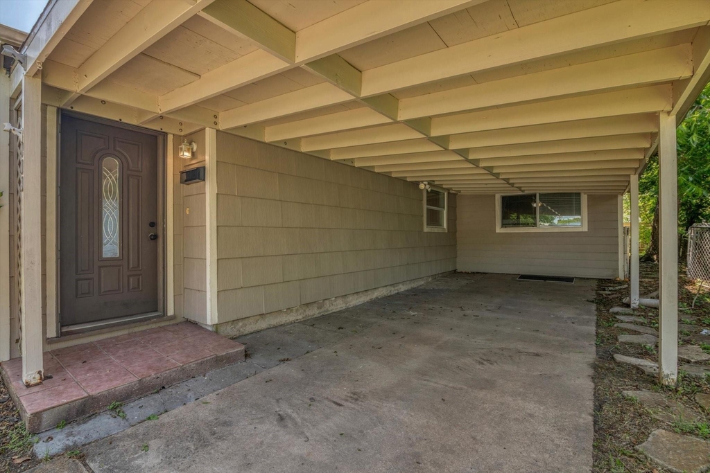 119 Barracuda Avenue - Photo 3