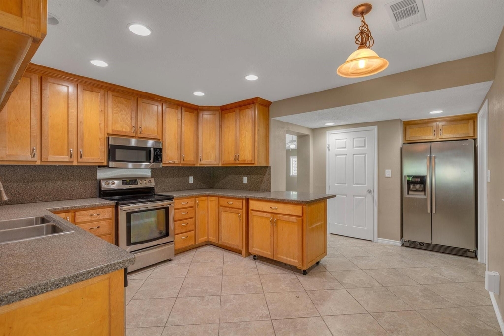 119 Barracuda Avenue - Photo 8