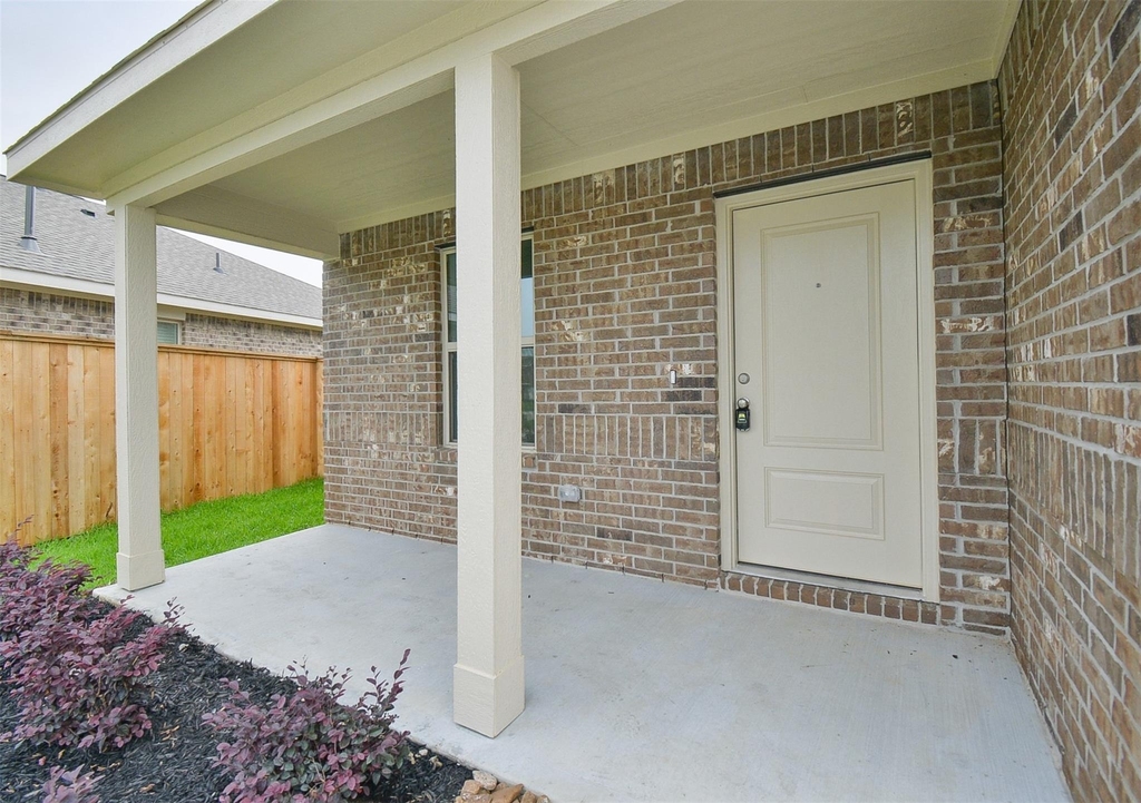 21811 Carpineti Lane - Photo 2