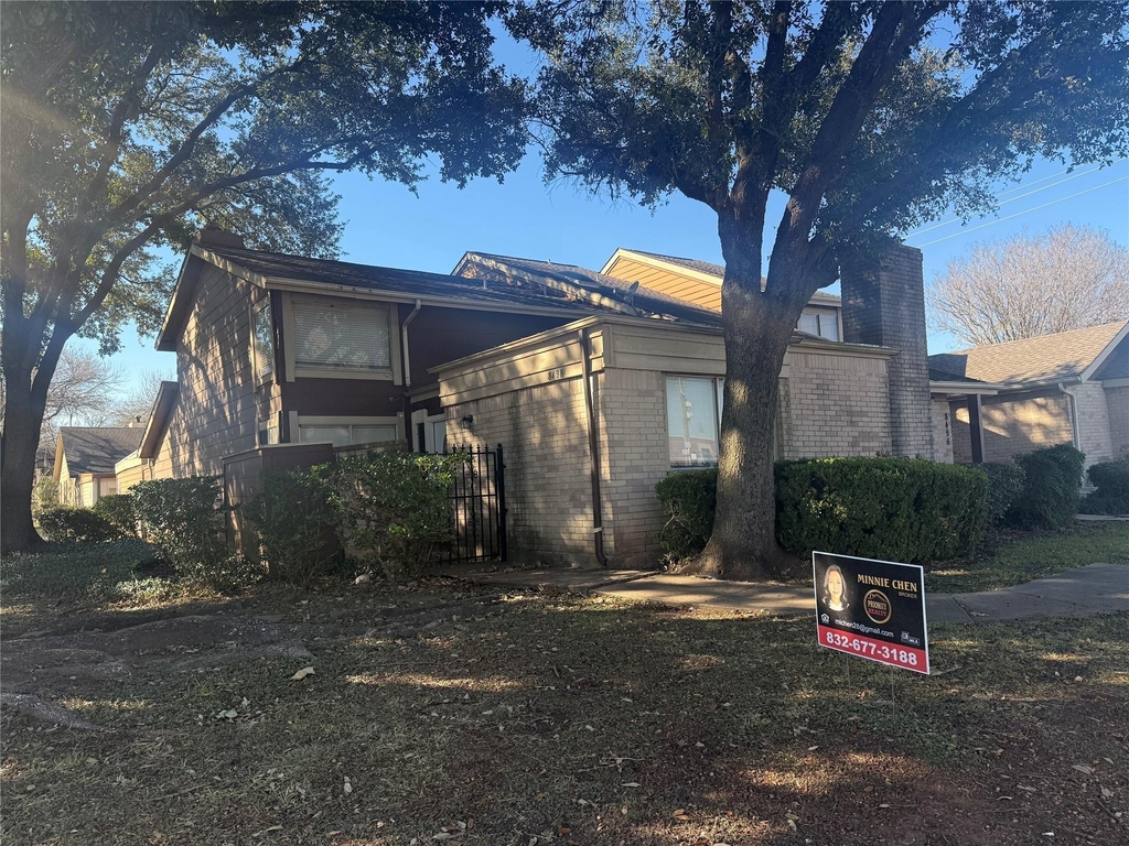 8498 Dairy View Lane - Photo 0