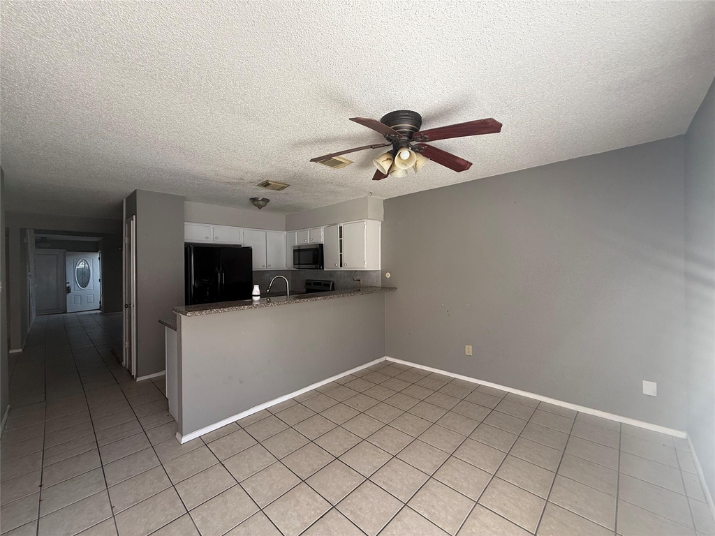 8498 Dairy View Lane - Photo 5