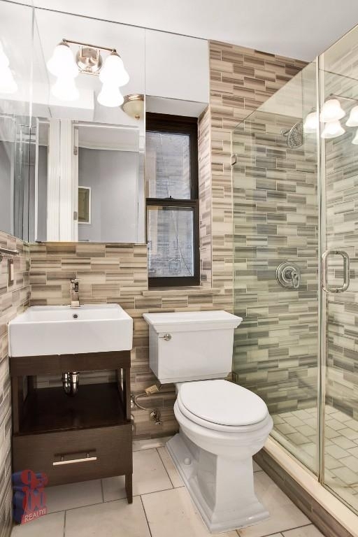 221 East 23rd Street - Photo 1
