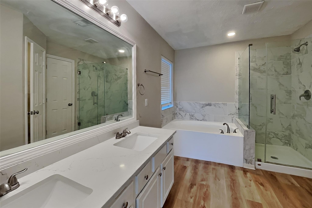 22076 Knights Cove Drive - Photo 10
