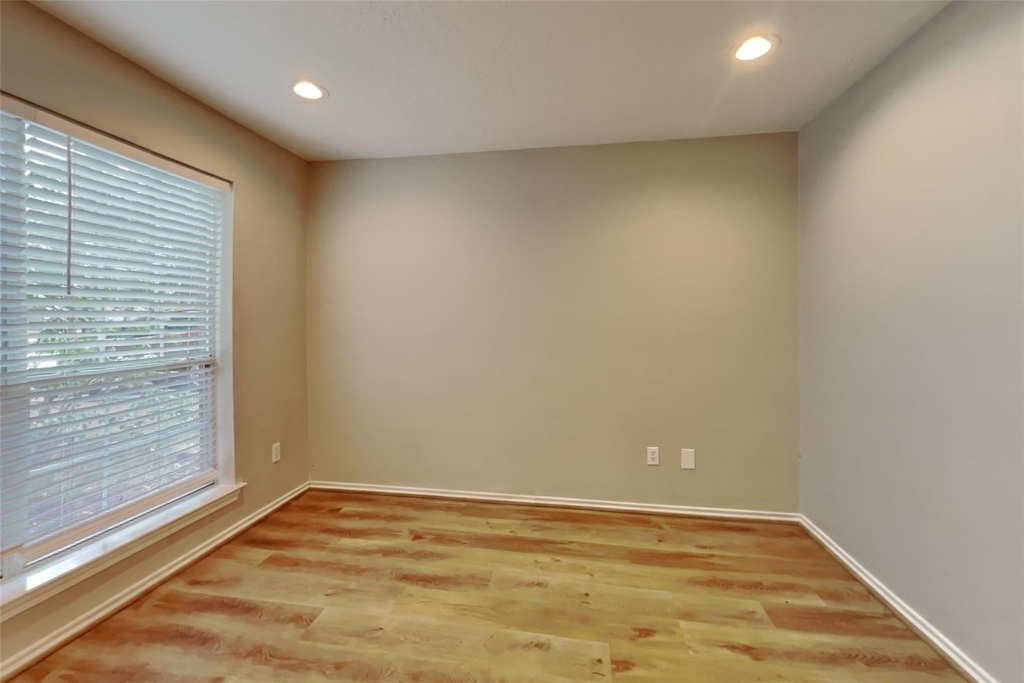 22076 Knights Cove Drive - Photo 7