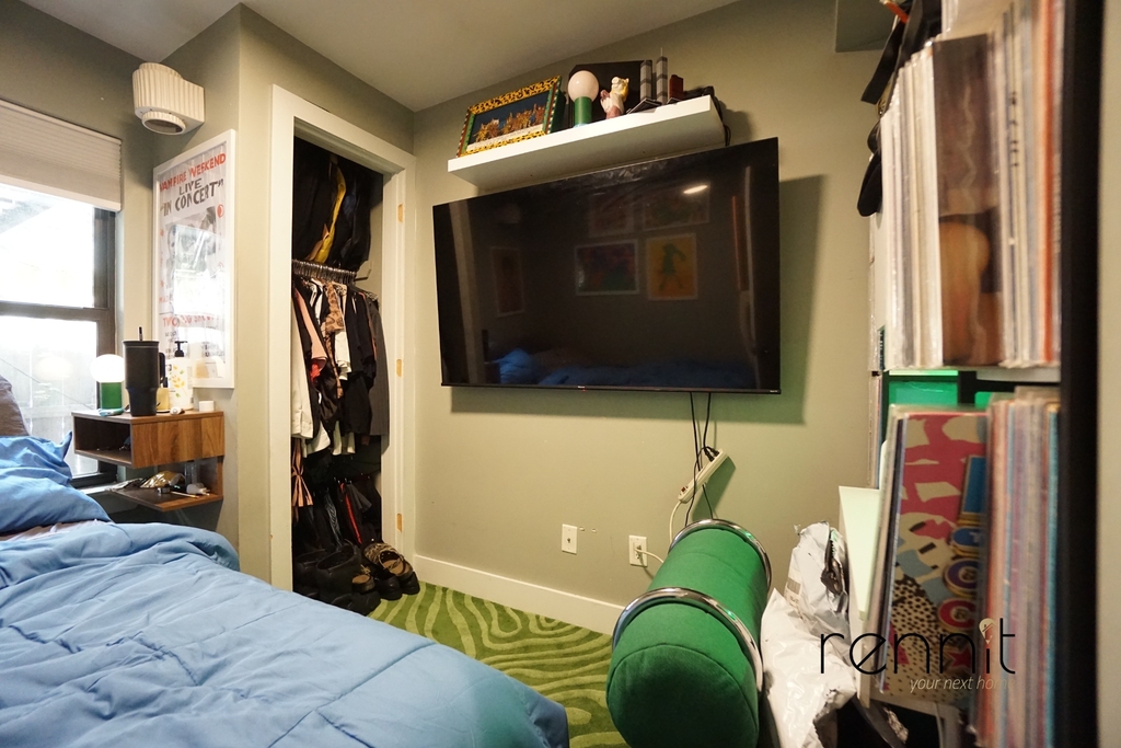 1160 Halsey Street - Photo 6