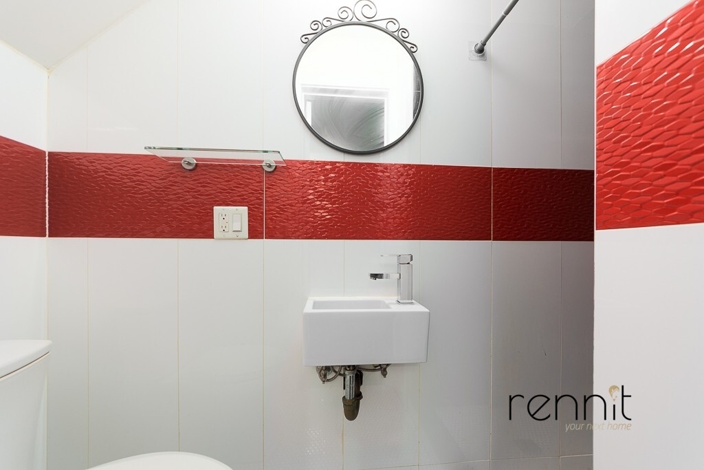 1160 Halsey Street - Photo 7